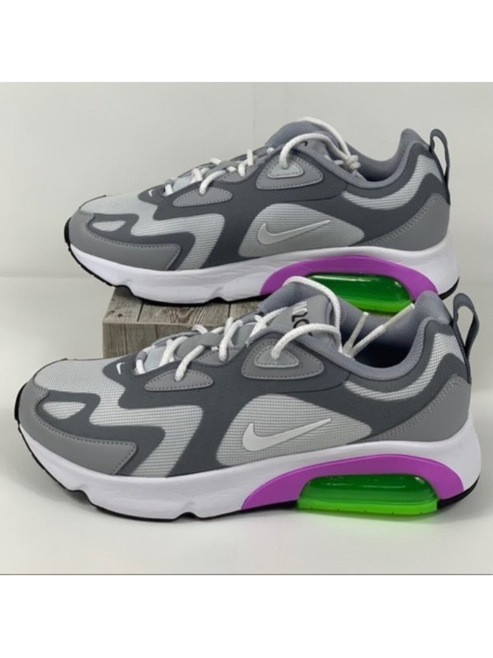 Nike Air Max 200 Women’s 7.5